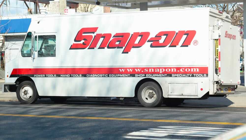 Snap-on, Inc_tool truck-by John Hanson Pye via Shutterstock